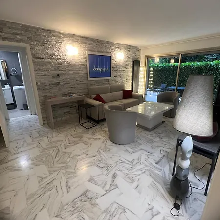 Chic 47m2, 2 Rooms, Ground Floor, Patio, 280m Croisette *